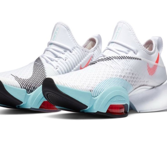 Nike White and Light Blue Sneakers - Picture 1 of 16